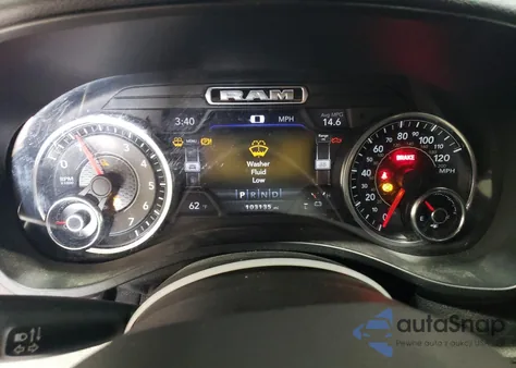 2019 Ram 1500 Laramie из США, поврежденный, VIN 1C6SRFJTXKN820464